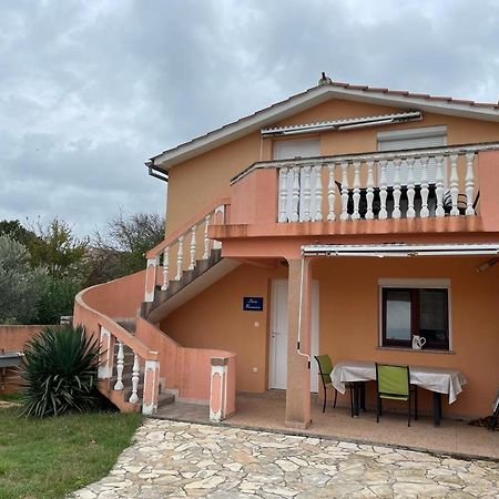 Waimarie Apartment Fažana Екстериор снимка
